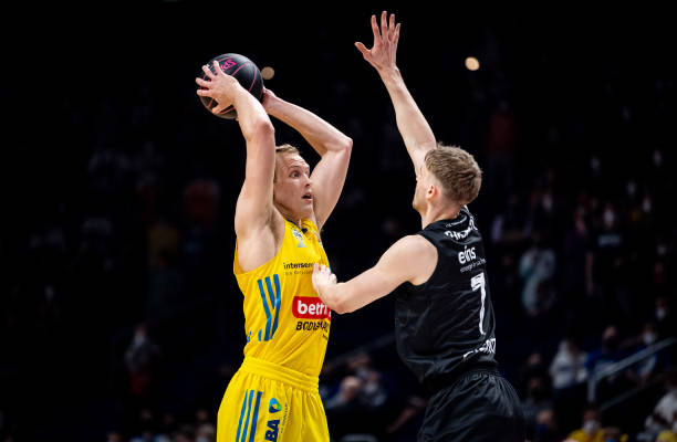 更倾向于锁 更倾向于锁