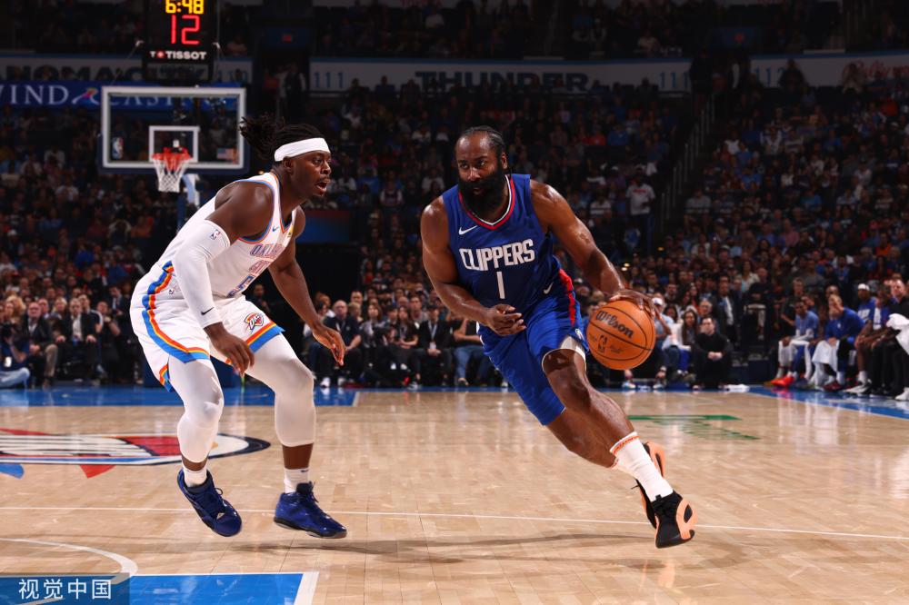 成中场的组 成中场的组